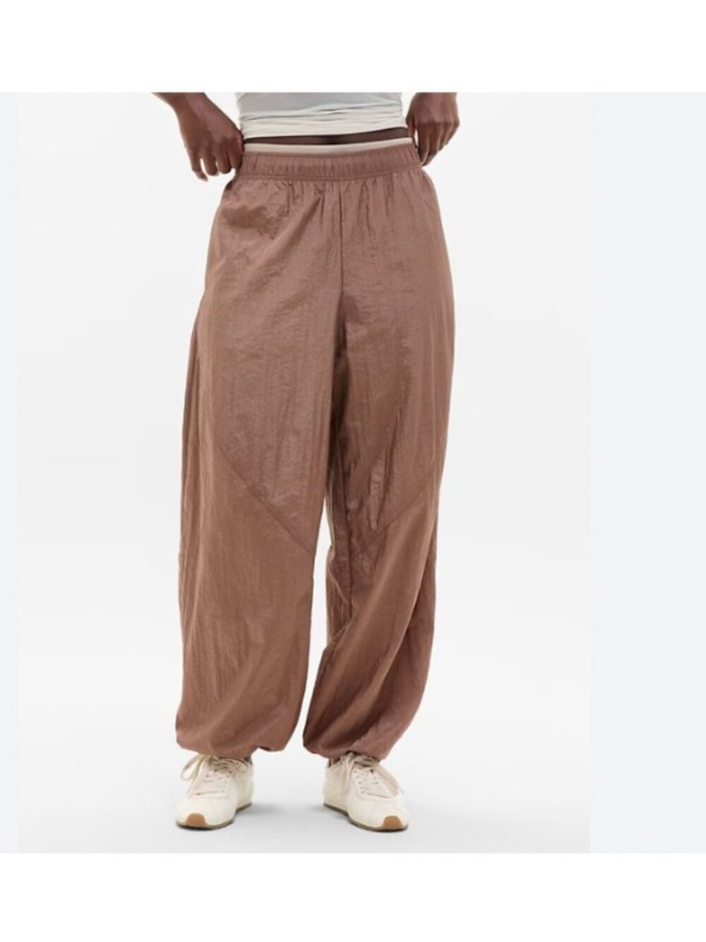 EUC Athleta Lunar Sheen Utility Mid Rise Pant Medium Auburn